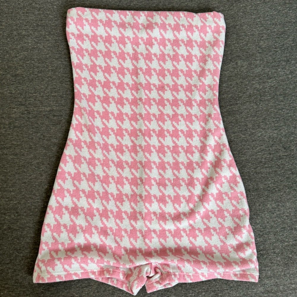Pink Patterned Romper🌸🌷💗